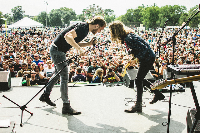 imagine dragons perform at high school